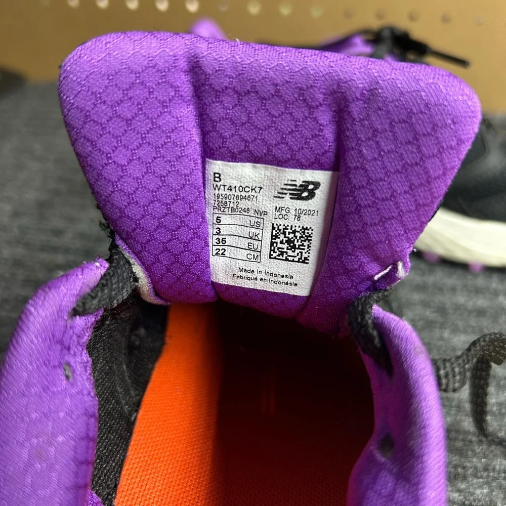 New Balance Black and Purple 410‎ Trail Running Shoe size 5D